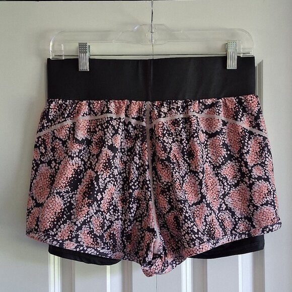 Fabletics 3 Piece Black, Gray, & Melon Pink Workout Set Women's Size M - Picture 4 of 16